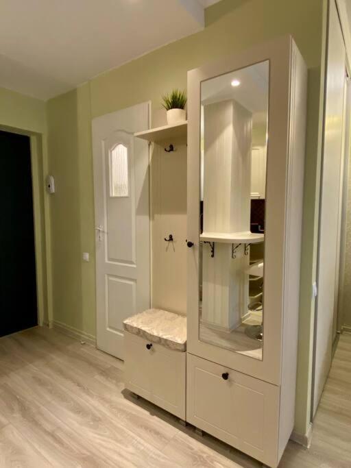 Downtown Studio - Ultra Central With Park View Bucharest Luaran gambar
